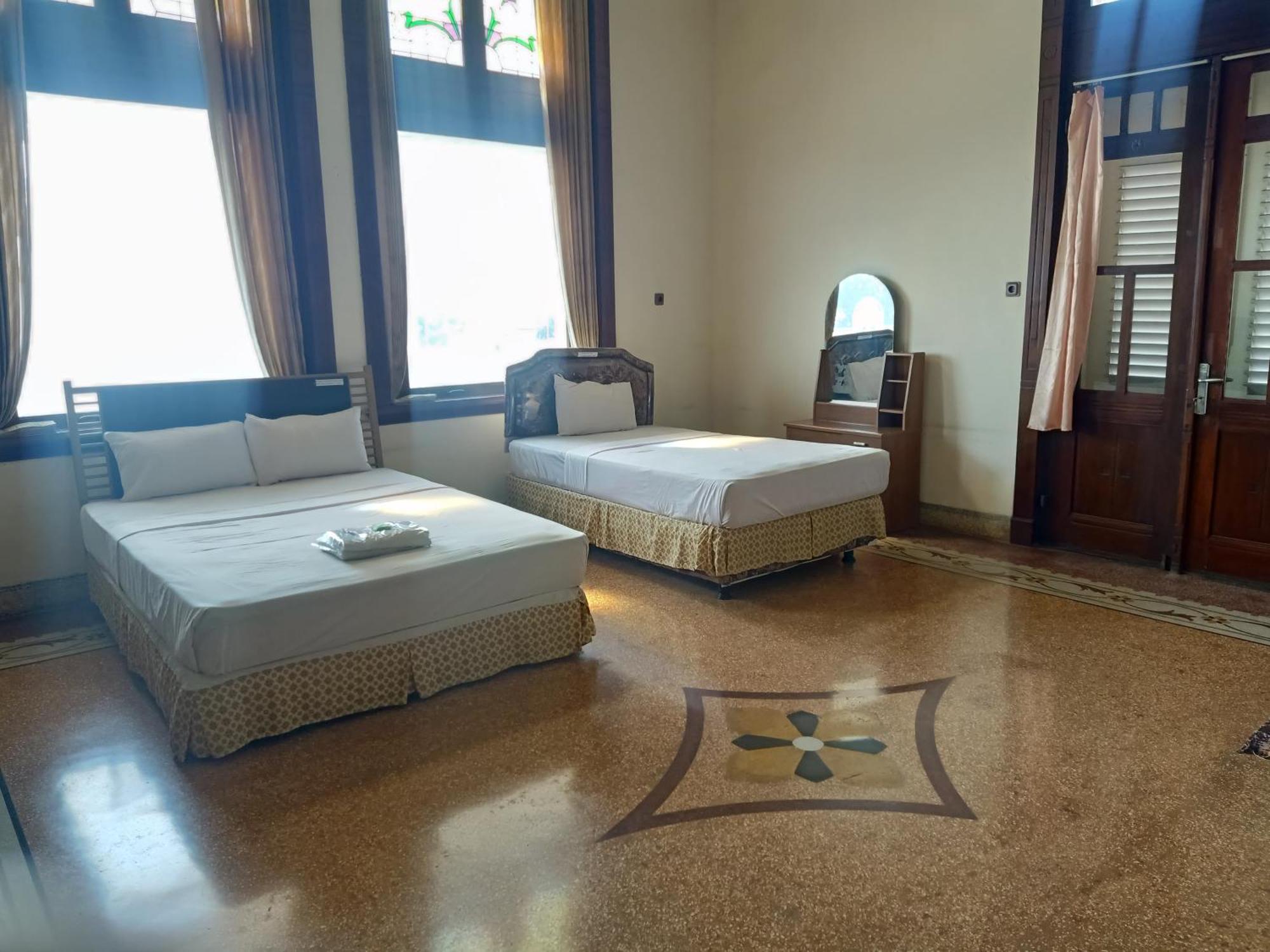 Hotel Niagara ラワン エクステリア 写真